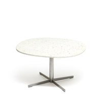 ecoBirdy's Frost Table in the colour Snow