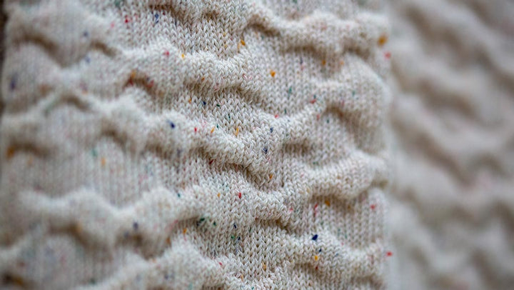 ecoBirdy Coral Blanket from locally knitted recycled cotton 
