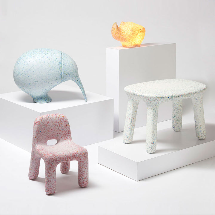 Set The family designed by ecoBirdy: Luisa Table Party, Charlie Chair Strawberry, Kiwi Container Ocean and Rhino Lamp Vanilla